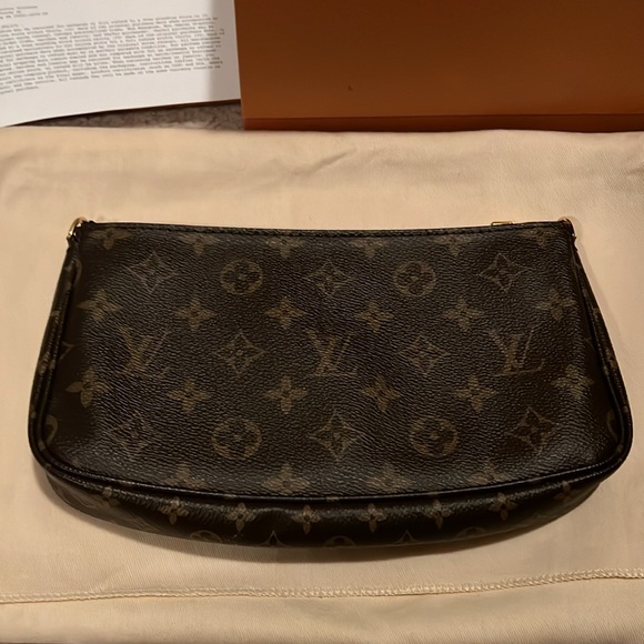 Louis Vuitton Multi-Pochette bag - Picture 9 of 16